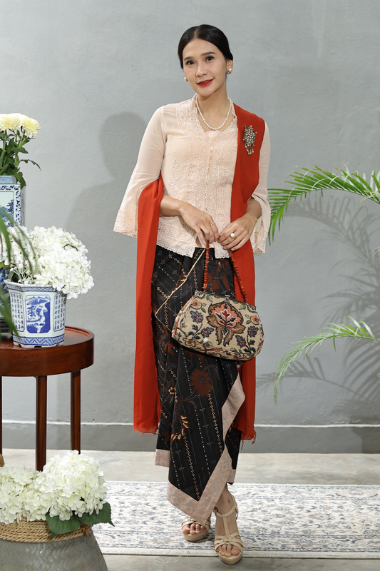 Kebaya Nonya Bordir