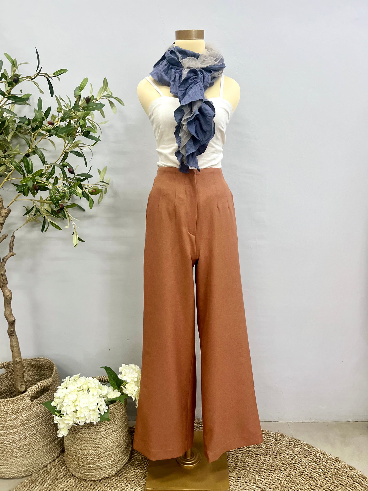 Devanya Pants