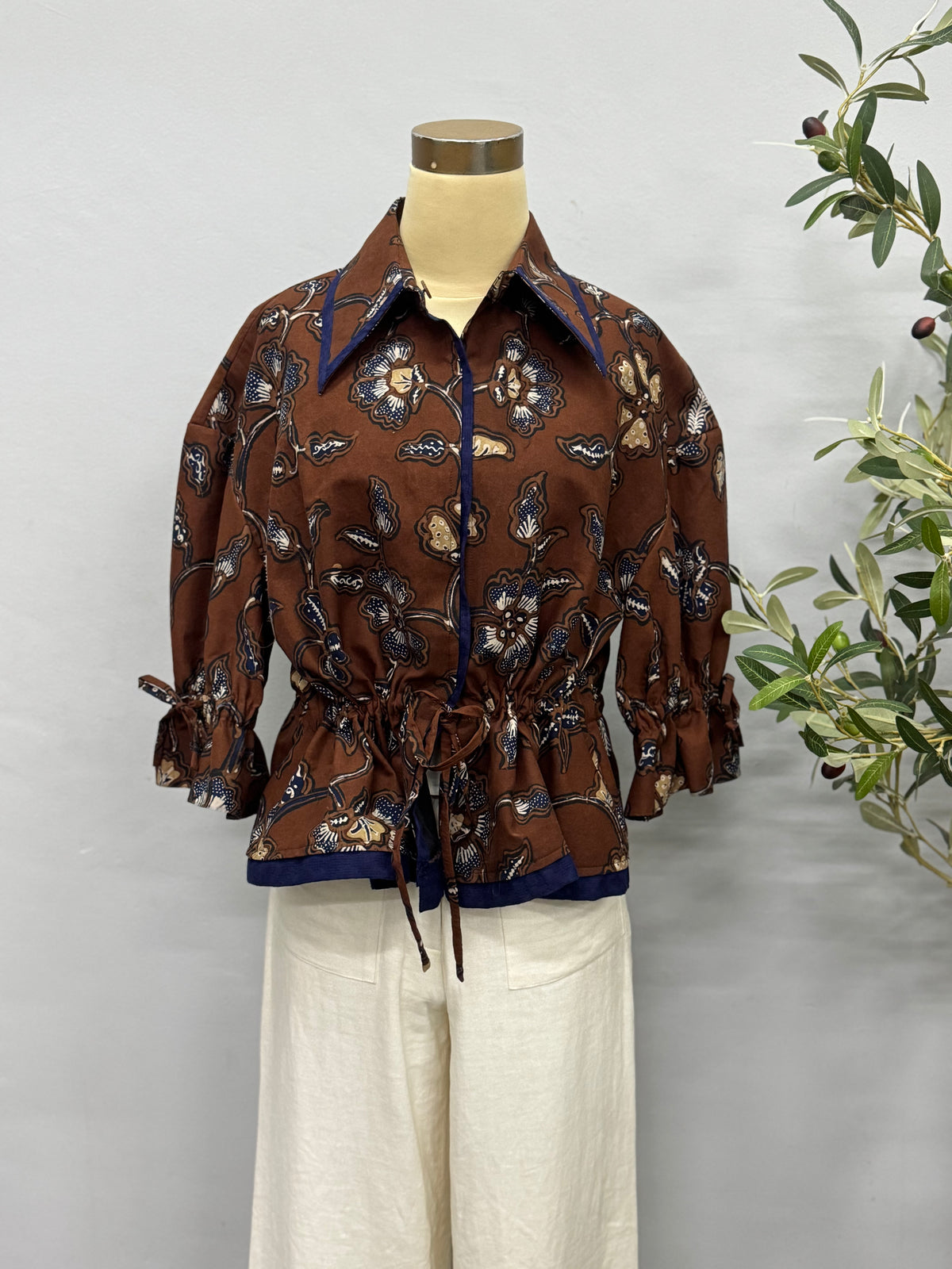 Akana Blouse