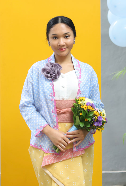Kebaya Nonya Short