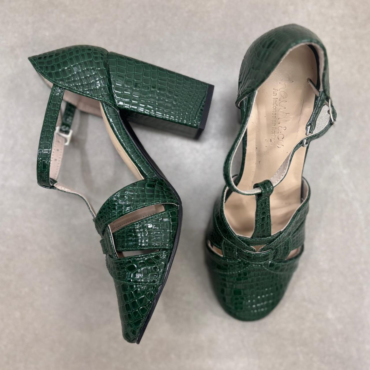 Puspita Heels
