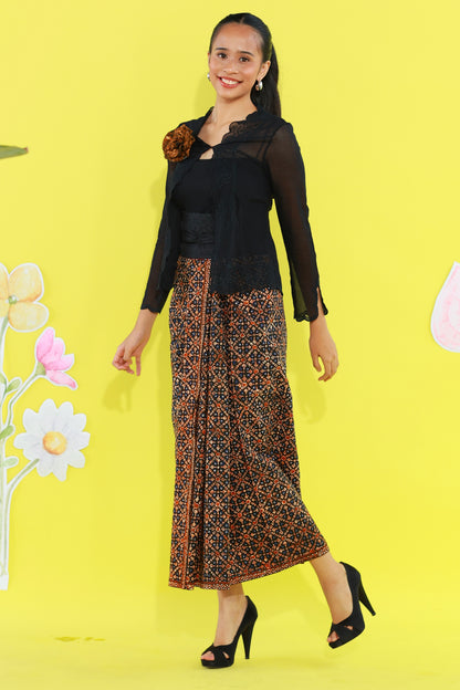 Kebaya Nonya Short