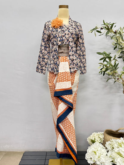 Kain Batik Lis