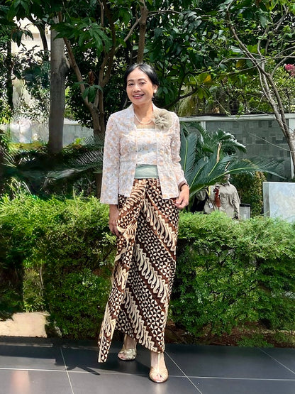 Kebaya Rayi