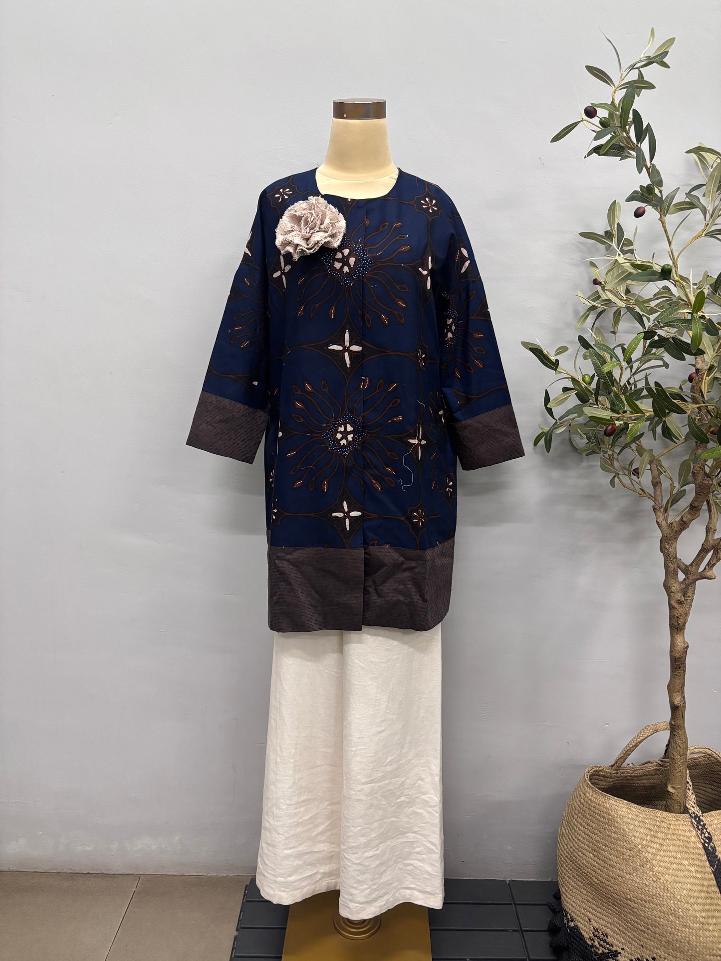 Maudy Outer