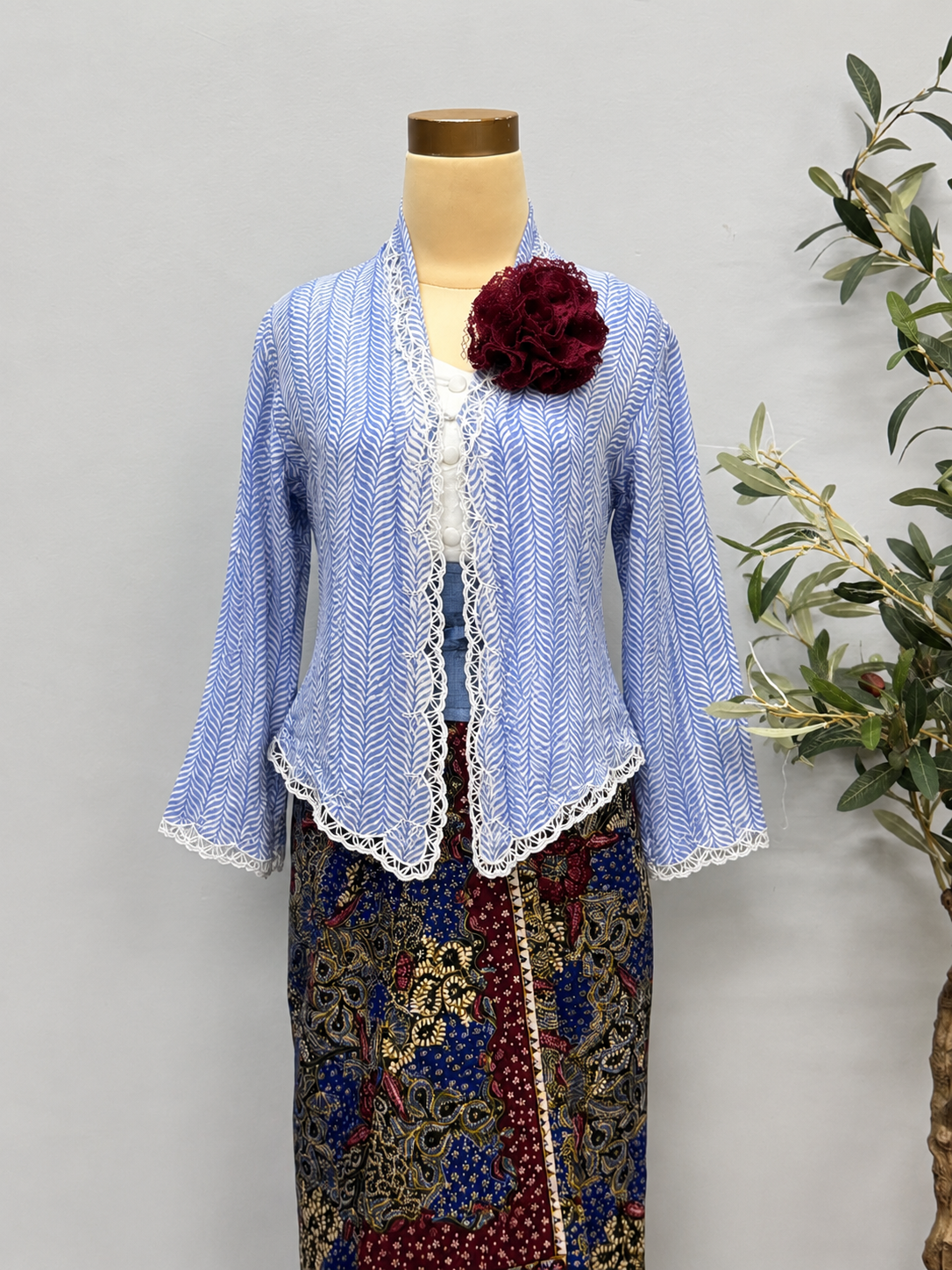 Kebaya Nonya Short