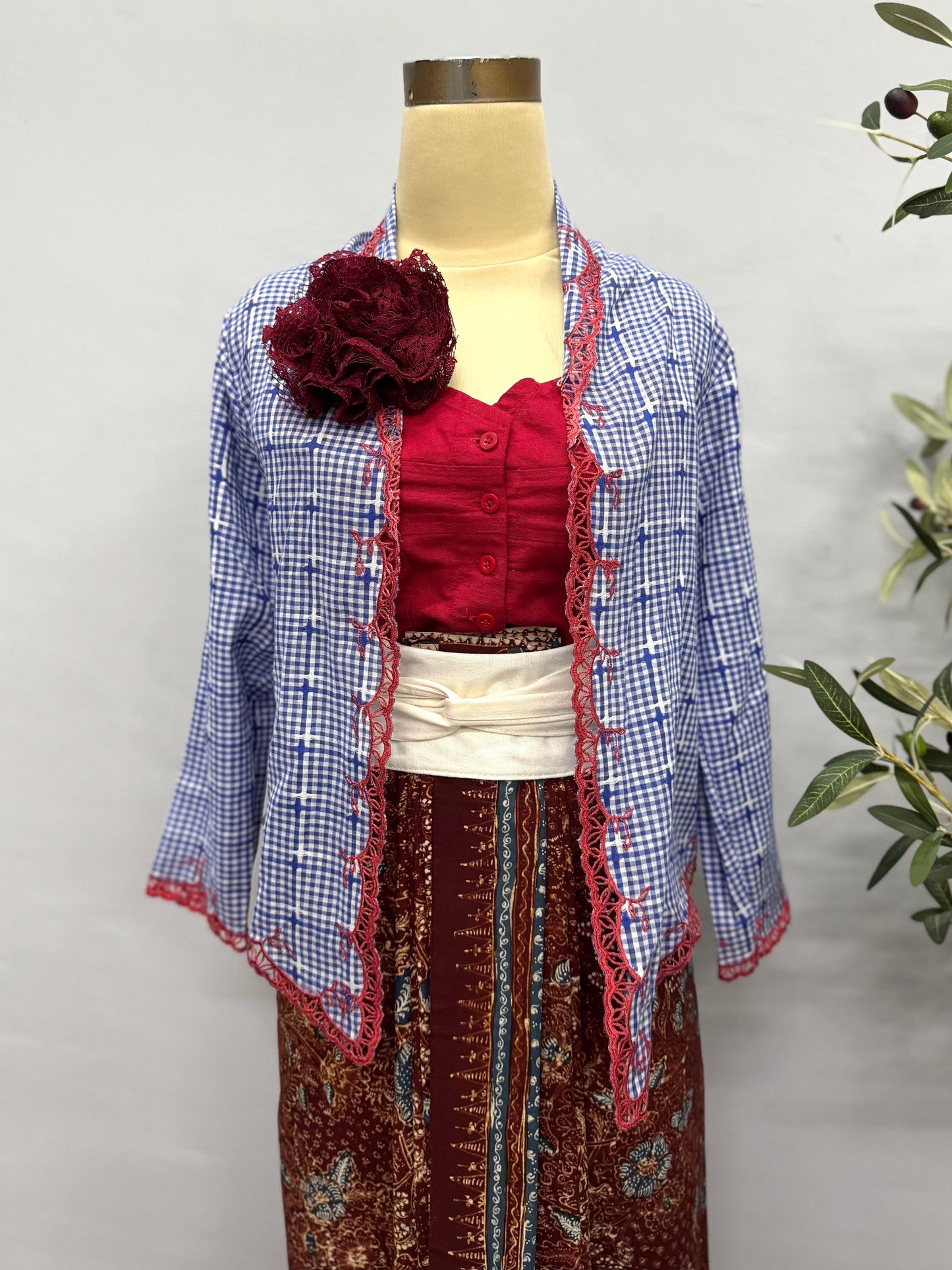 Kebaya Nonya Short