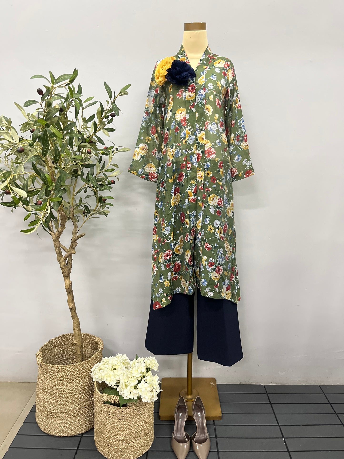 Kebaya Savitri