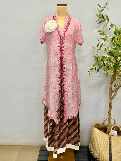Kebaya Nonya Long