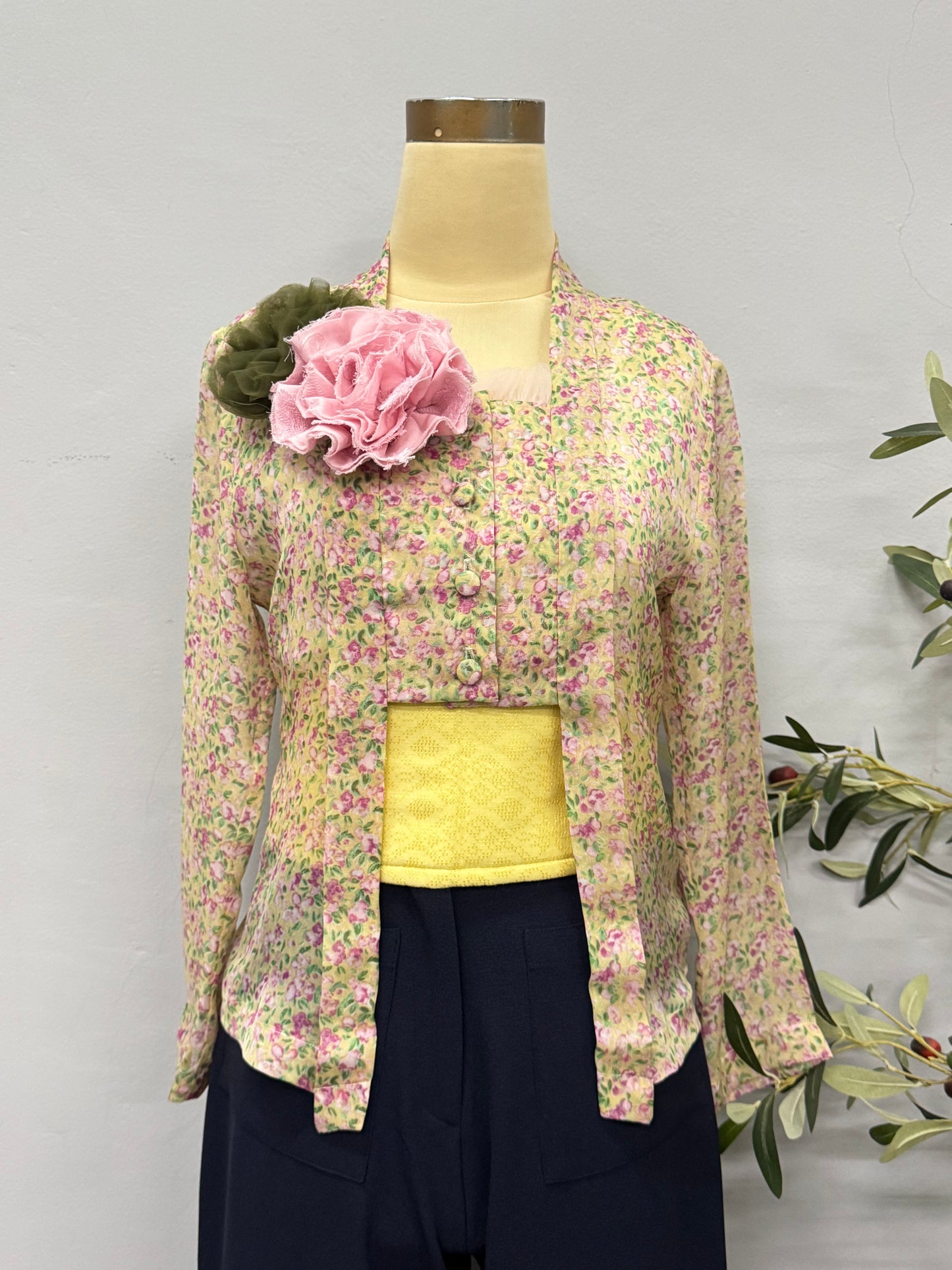 Kebaya Rayi