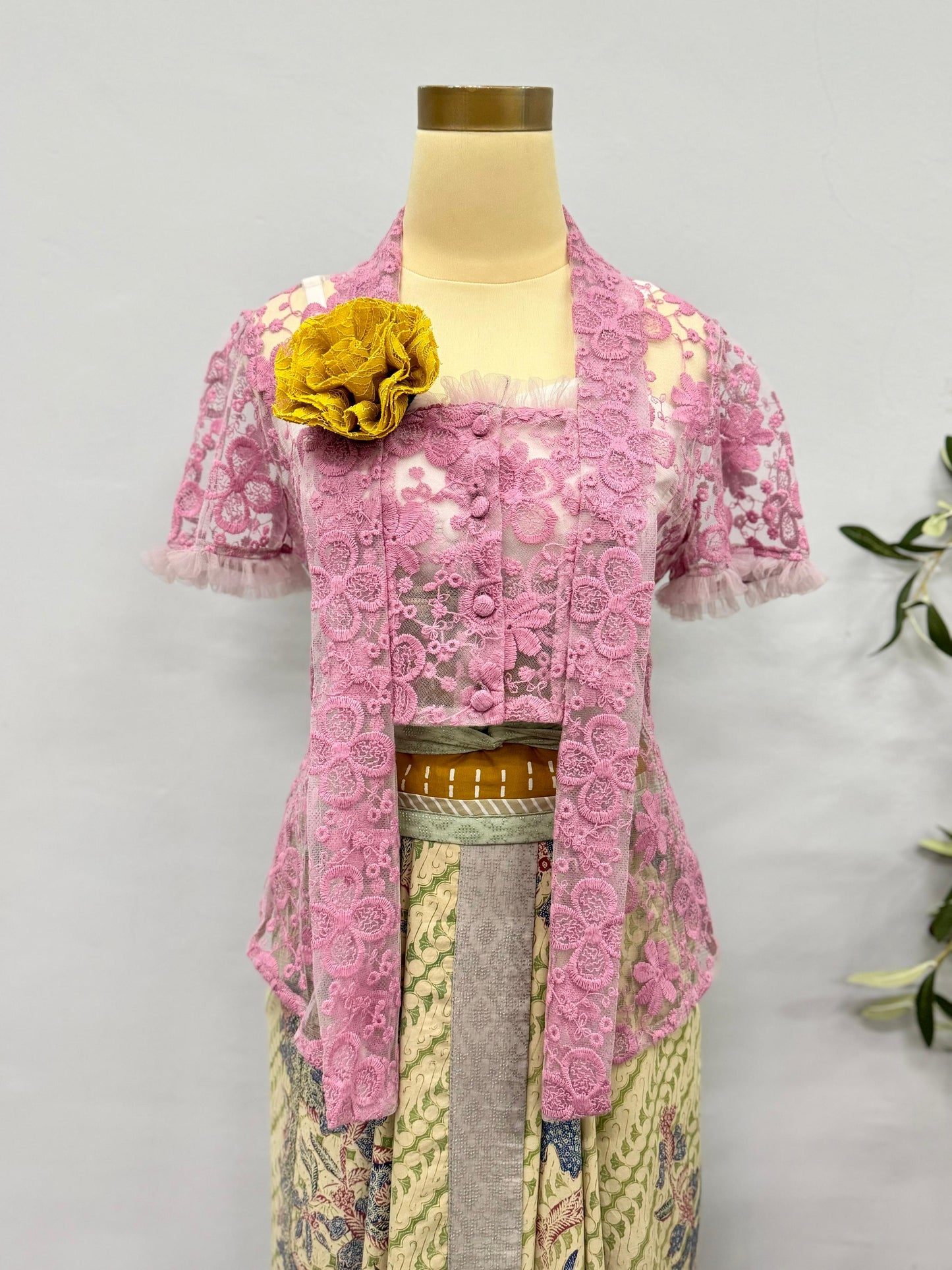 Kebaya Rayi