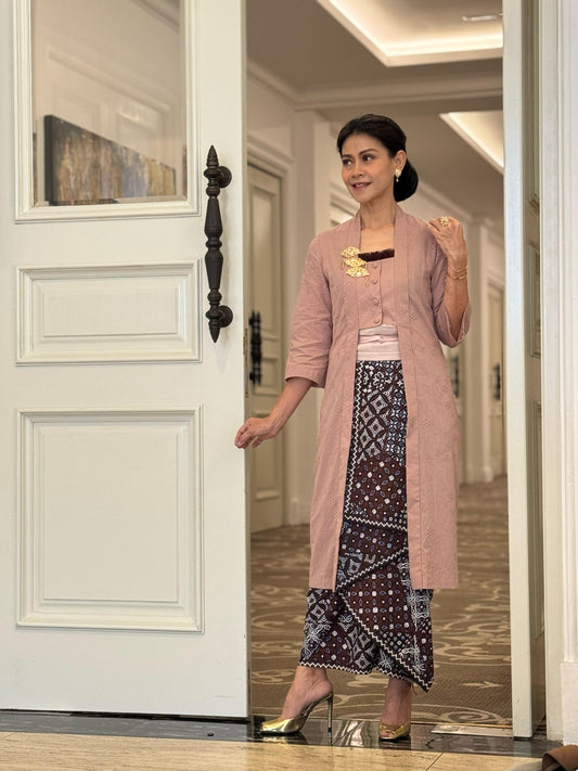 Kebaya Dewi