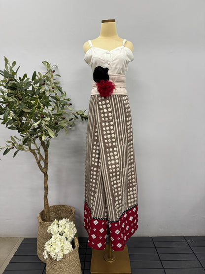 Sarung Anom