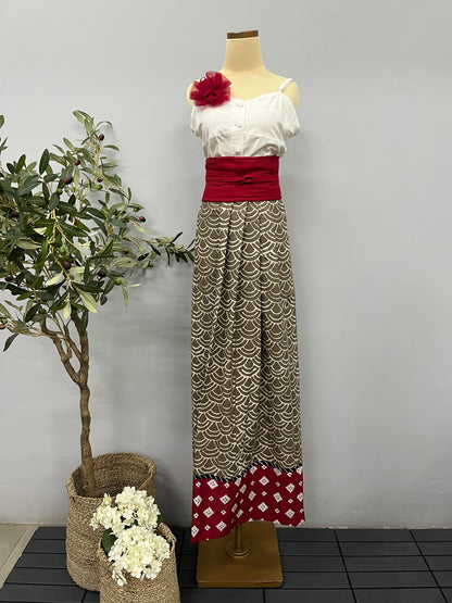 Sarung Anom