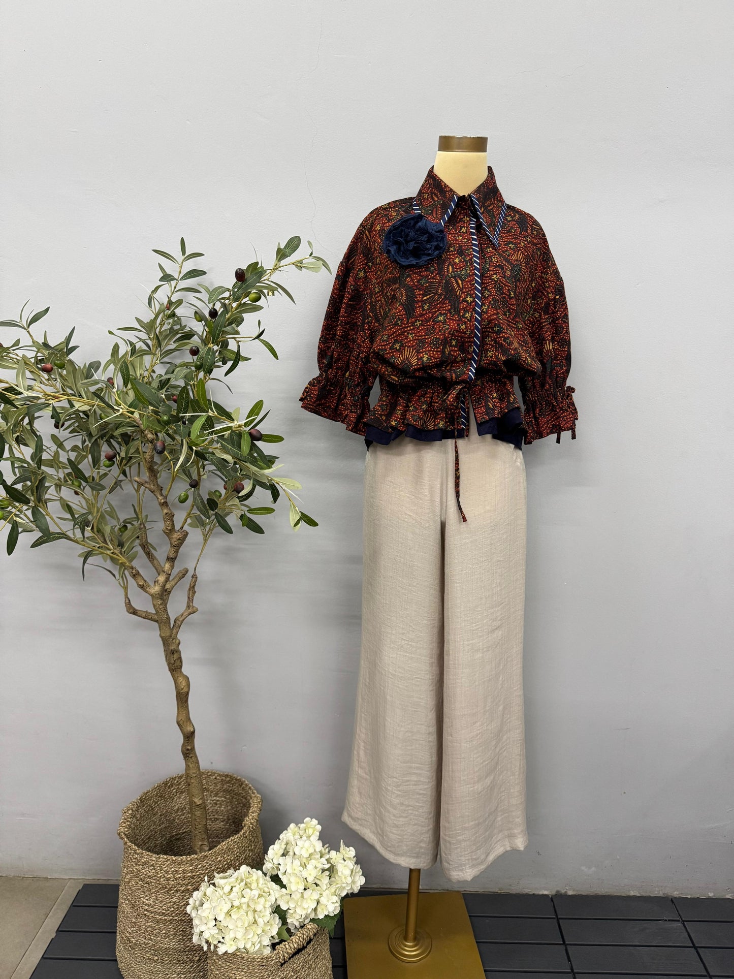 Akana Blouse