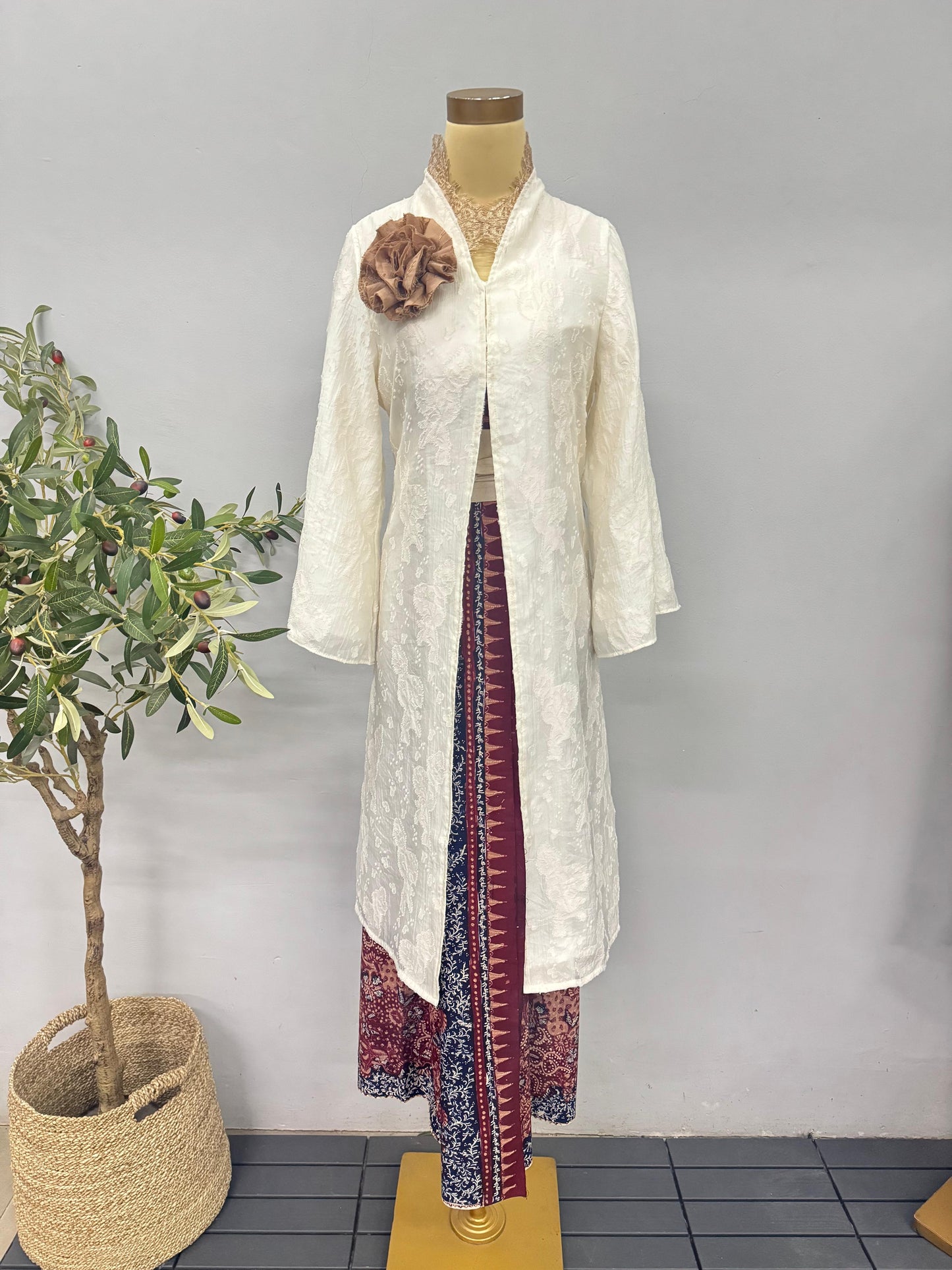 Kebaya Aishwarya