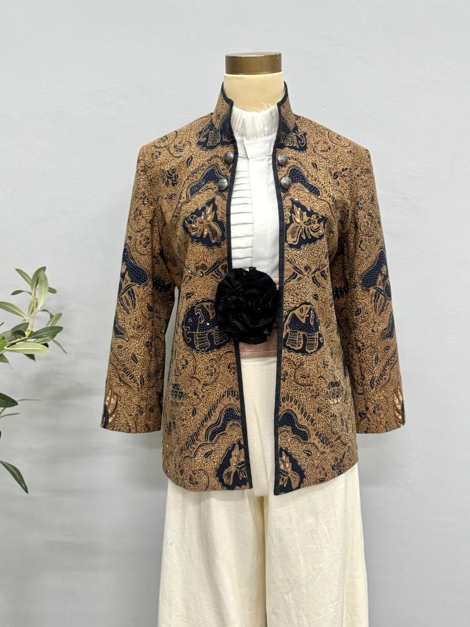 Smara Blazer