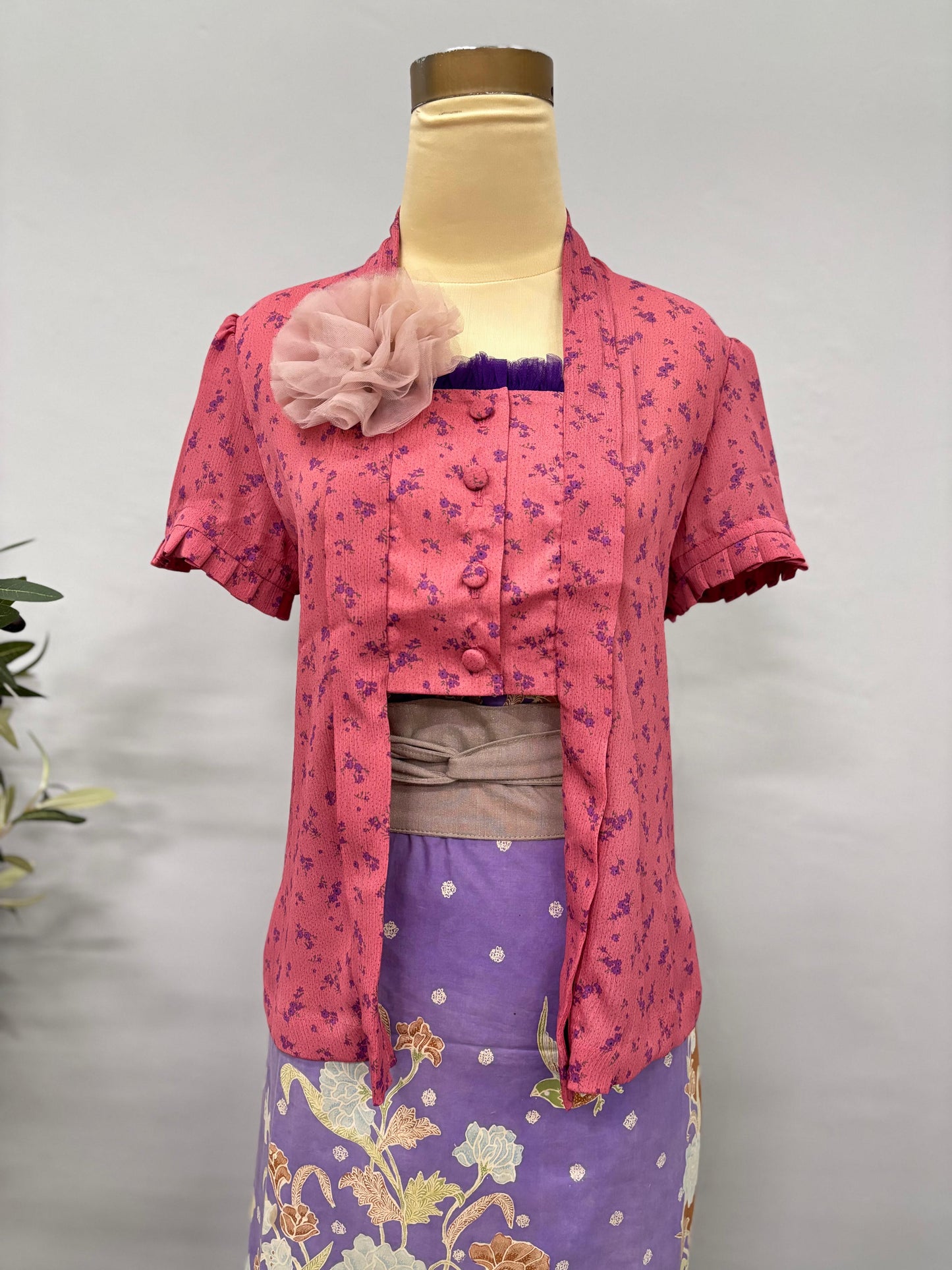 Kebaya Rayi