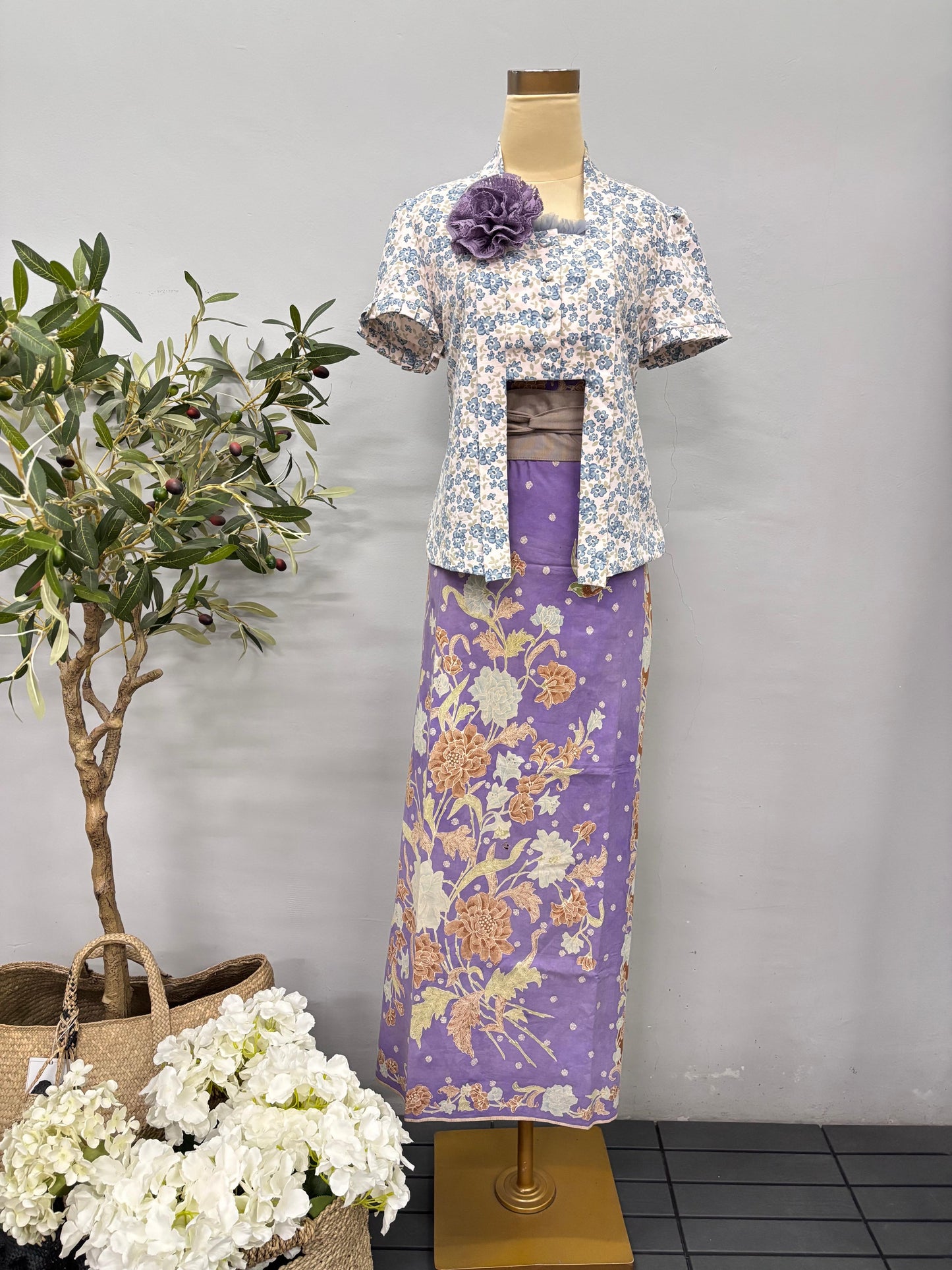 Kebaya Rayi