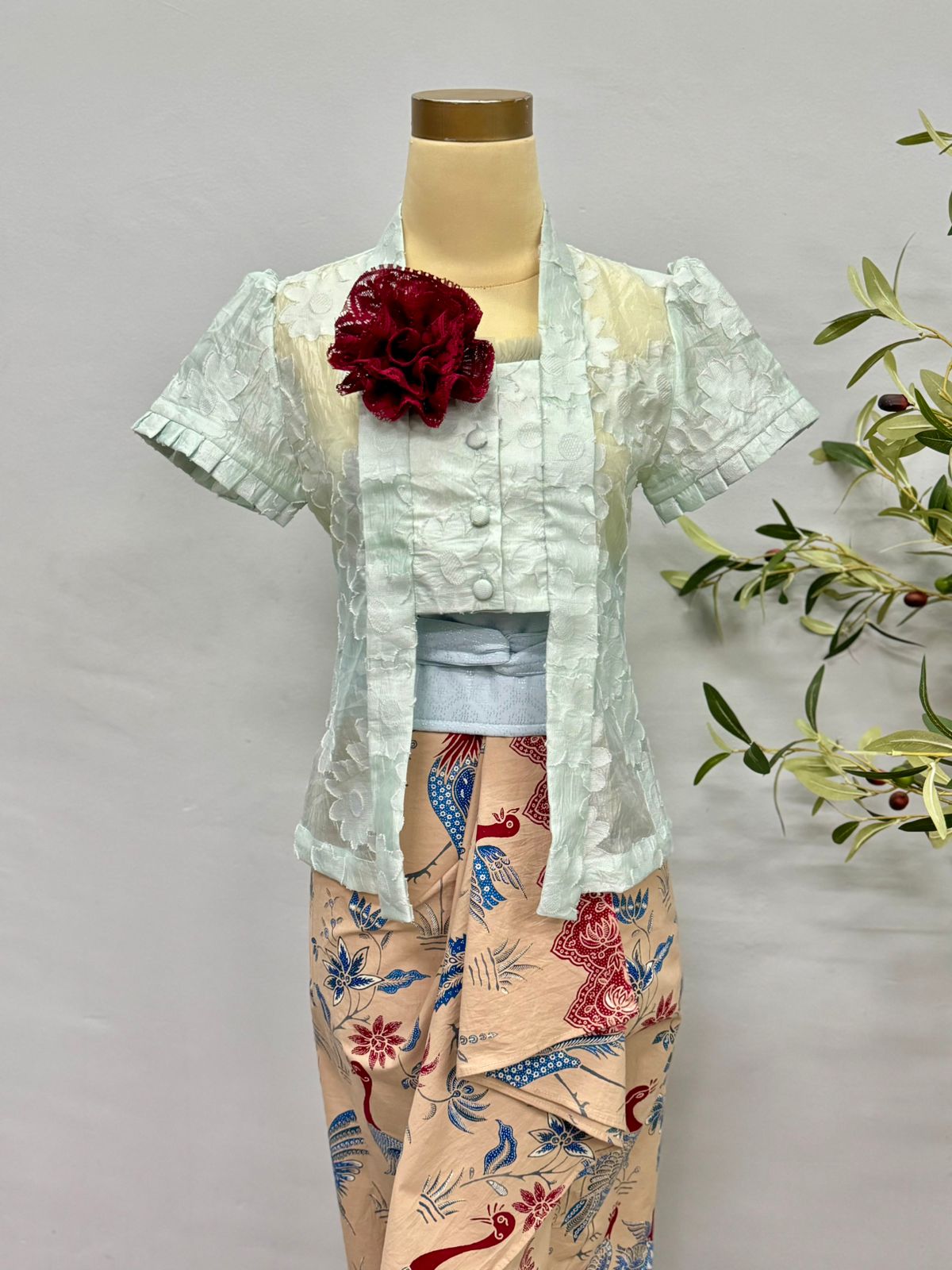 Kebaya Rayi