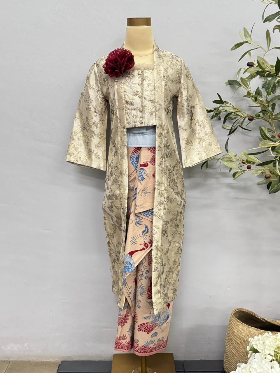 Kebaya Dewi