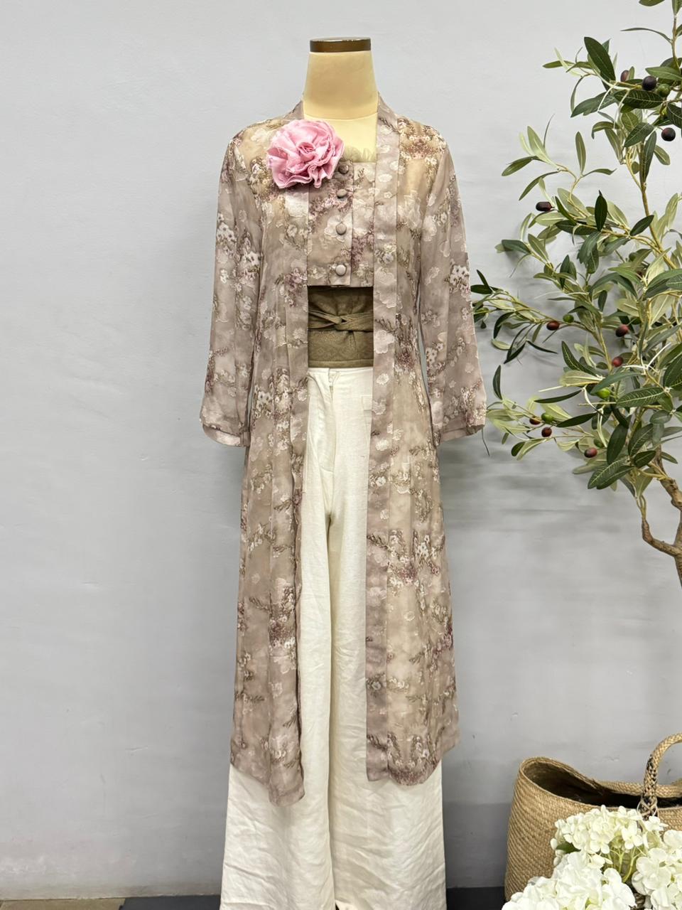 Kebaya Dewi