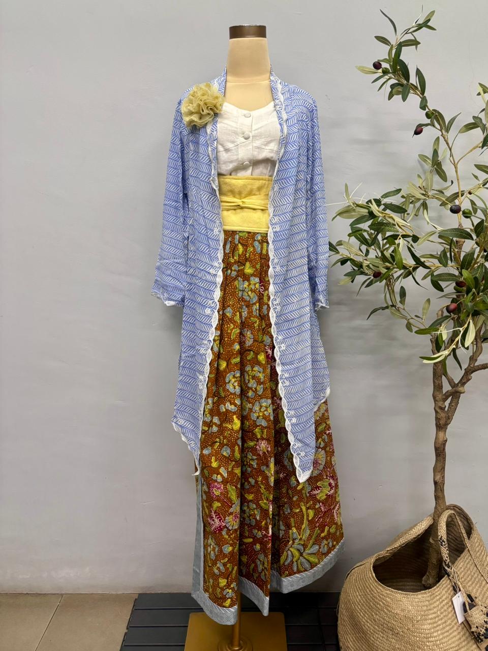 Kebaya Nonya Long