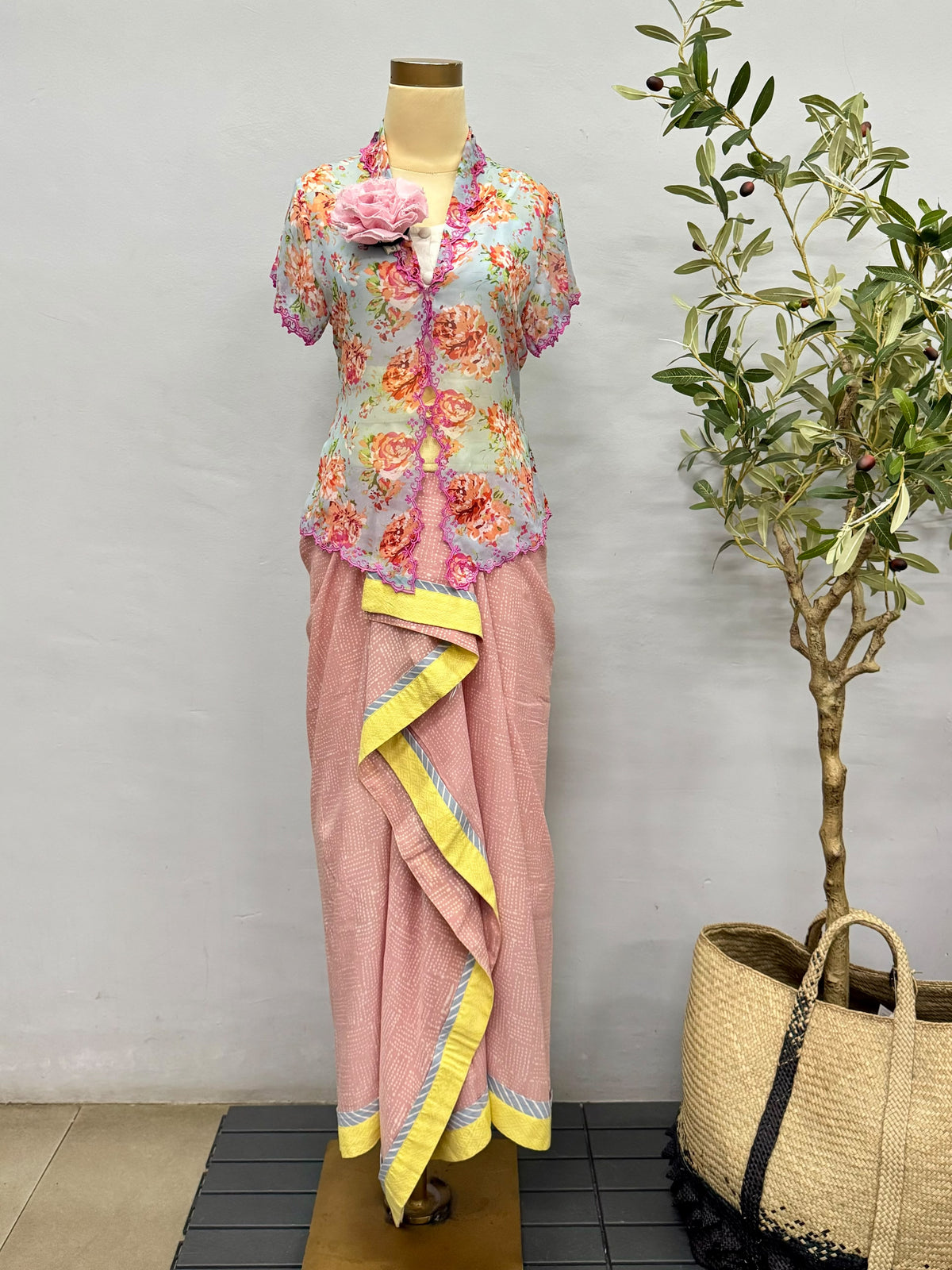 Kebaya Nonya Short