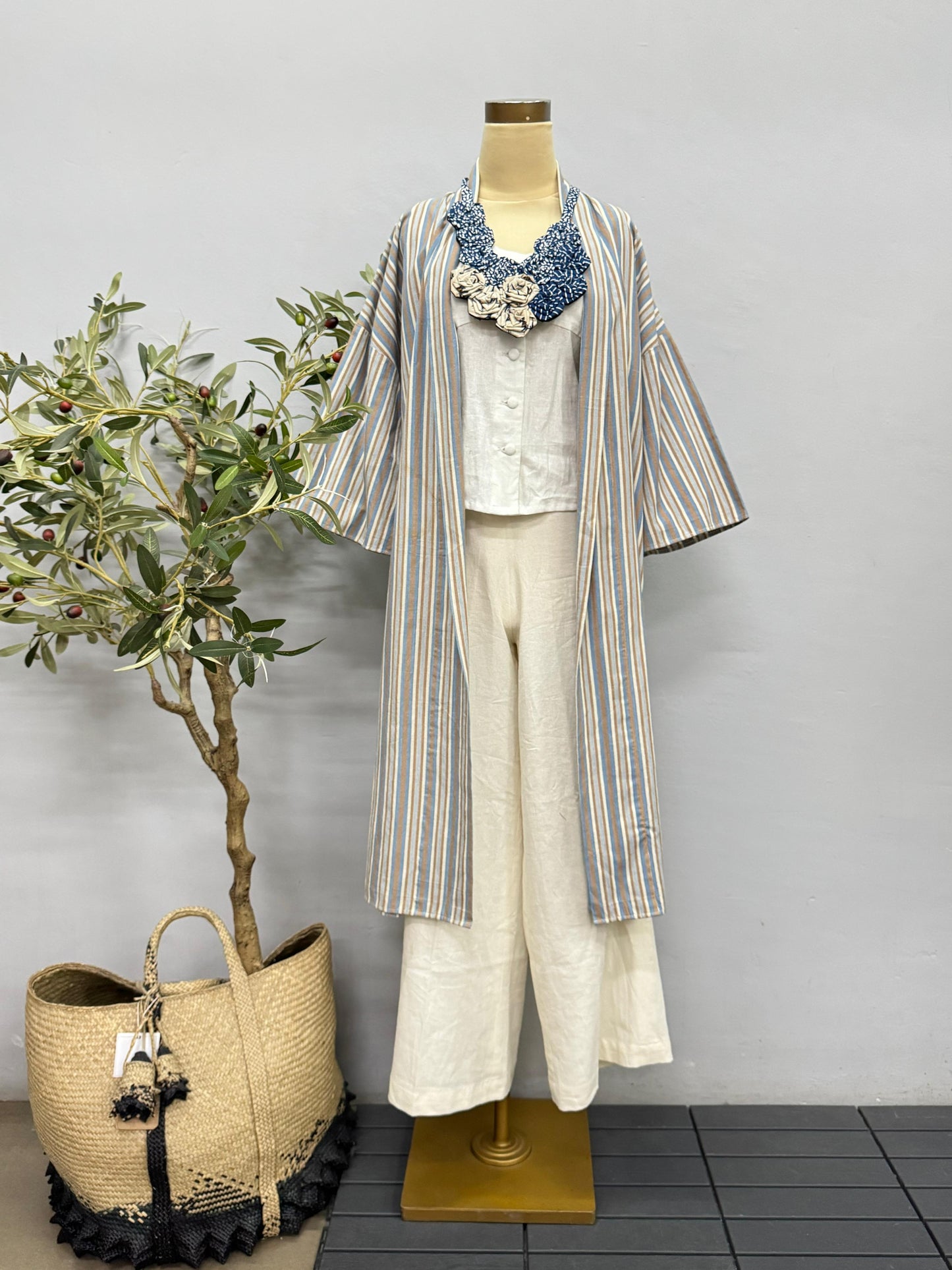 Tomoko Outer