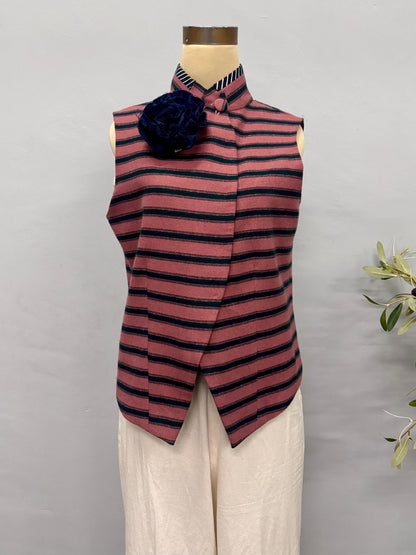 Astrini Sleeveless
