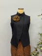Astrini Sleeveless